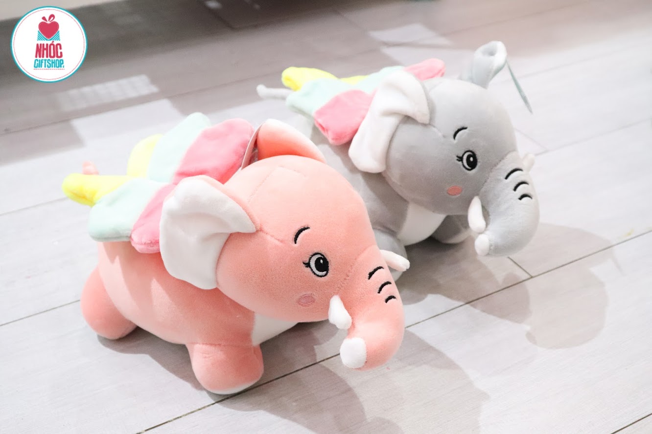 Thú bông voi cánh ba màu lưng thêu tim lông mịn đứng