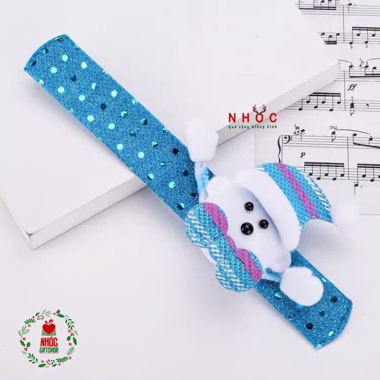 Đồng hồ noel gấu vòng kim sa có đèn - Xanh da trời - 4501