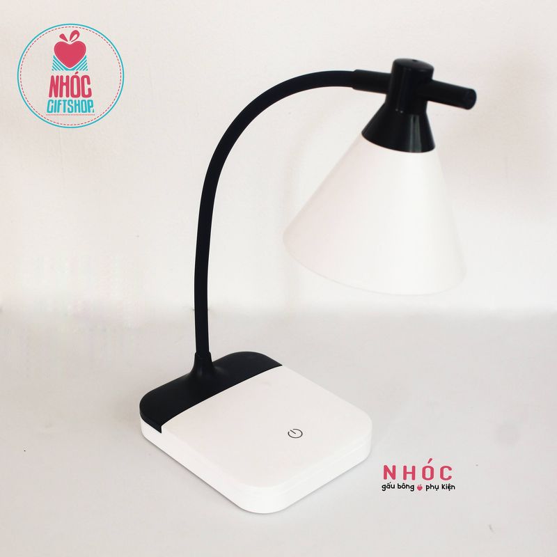 Đèn ngủ cảm ứng màu - Trắng - 21001