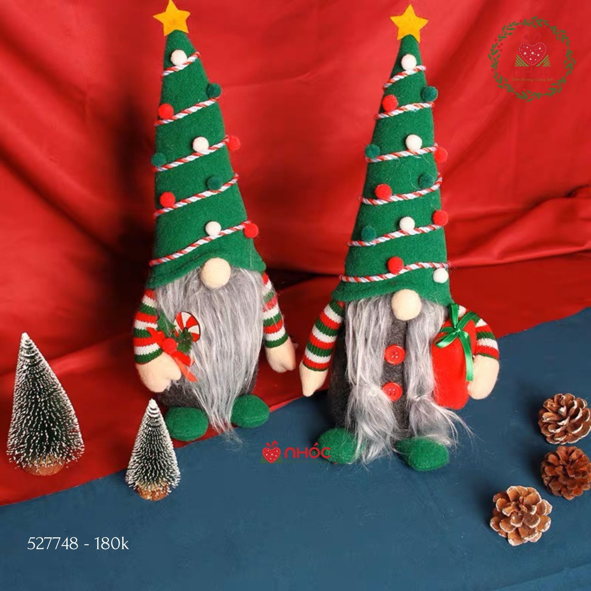 Thú bông Ông già Noel ngồi đội nón dây xoắn - Xám xanh - 40180