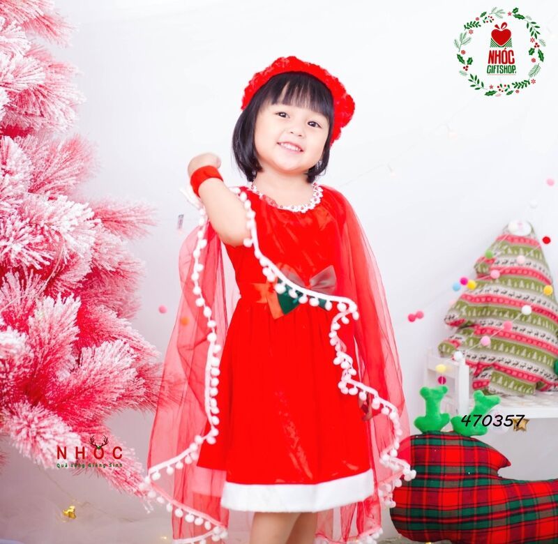 Đầm nhung noel choàng voan sát nách - Đỏ - Size 5 - 65220