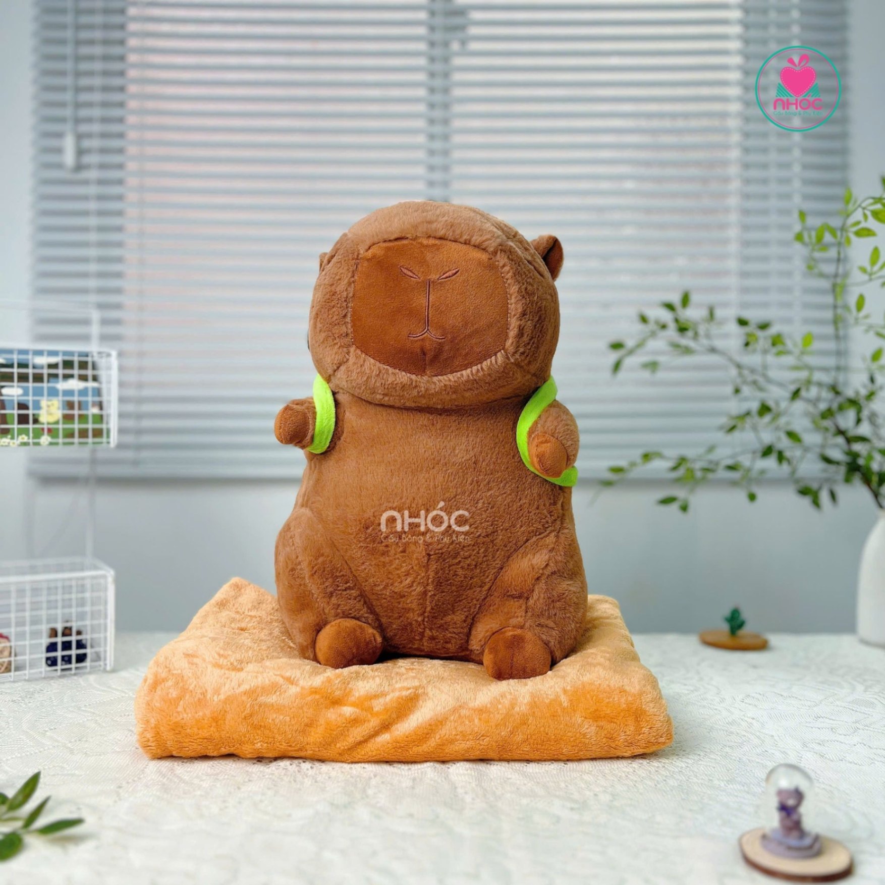 Gối mền Capybara đeo balo - 40380