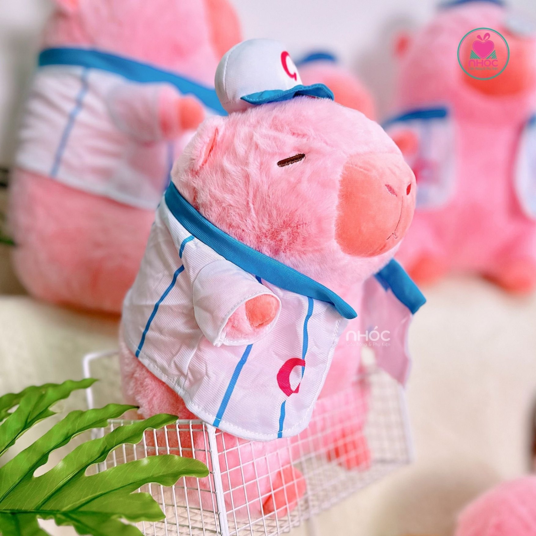 Thú bông Capybara bóng chày lông xù - Hồng - 40280