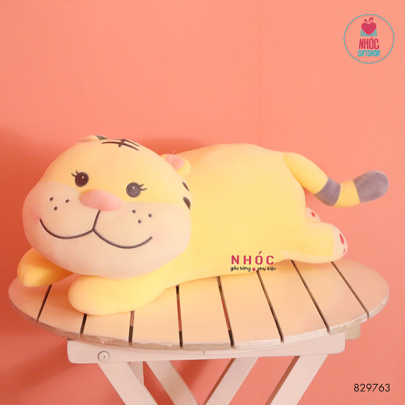 Gối ôm Hổ cong lông mịn - Vàng - 55360