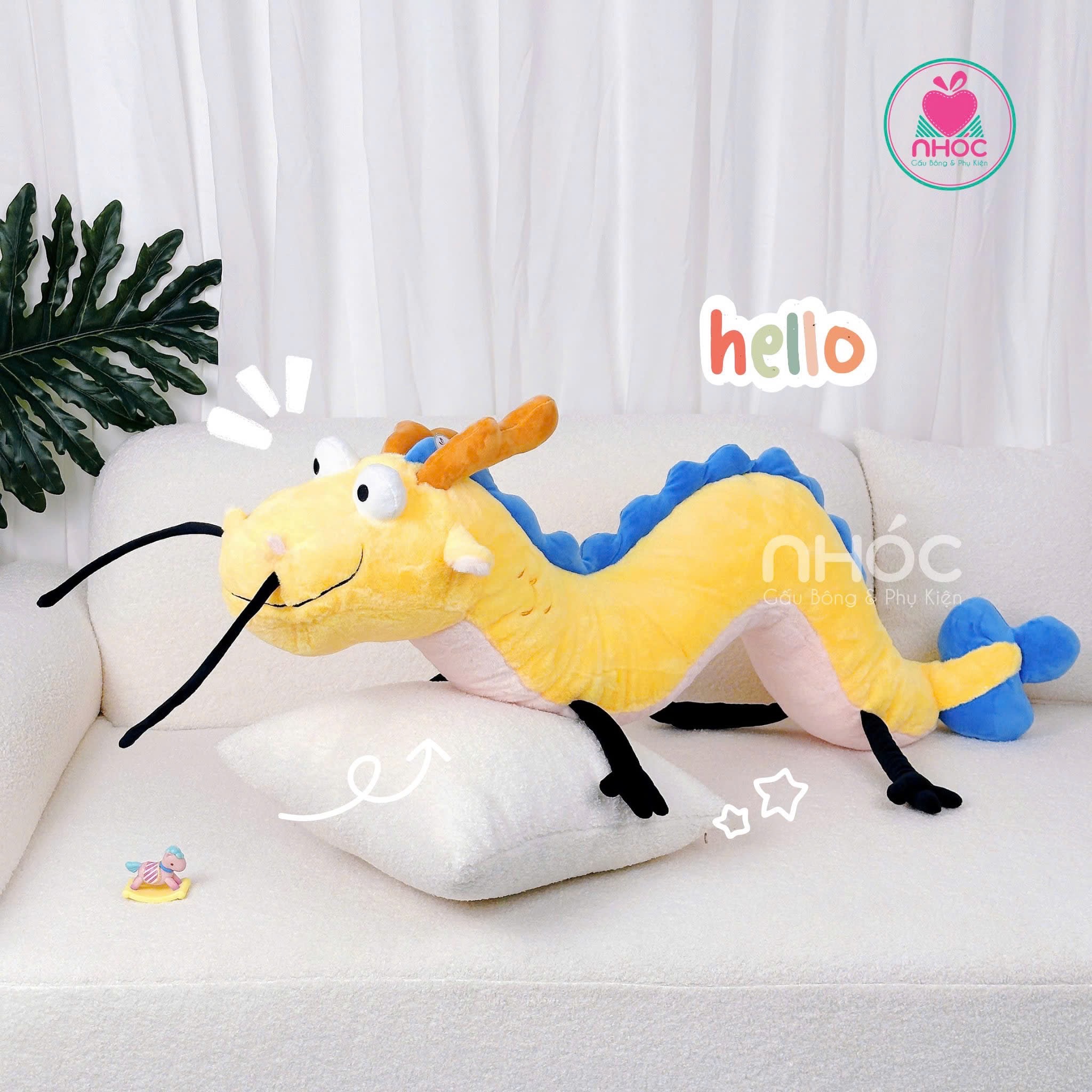 Gối ôm rồng vàng lông xù cong TC - Vàng - 60240