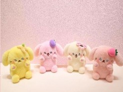 Thú bông nhỏ Purin tay thêu trái tim