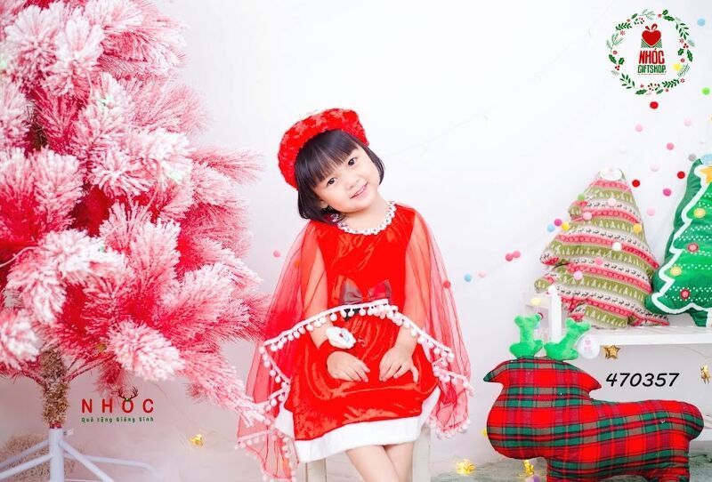 Đầm nhung noel choàng voan sát nách - Đỏ - Size 1 - 45180