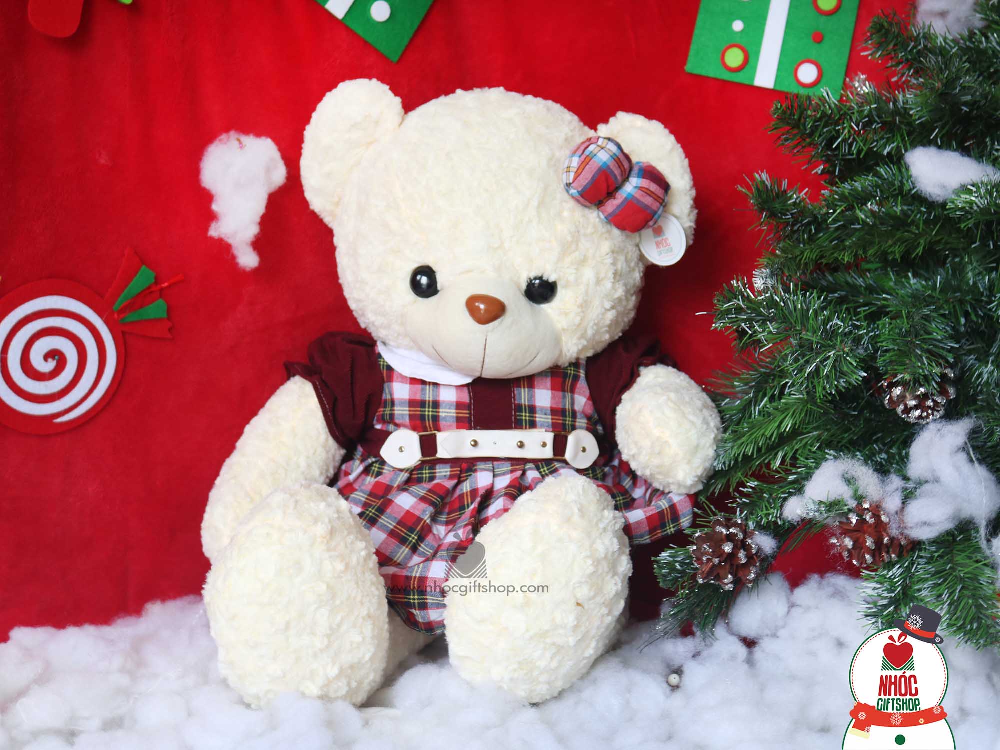 Gấu teddy váy nơ caro lớn