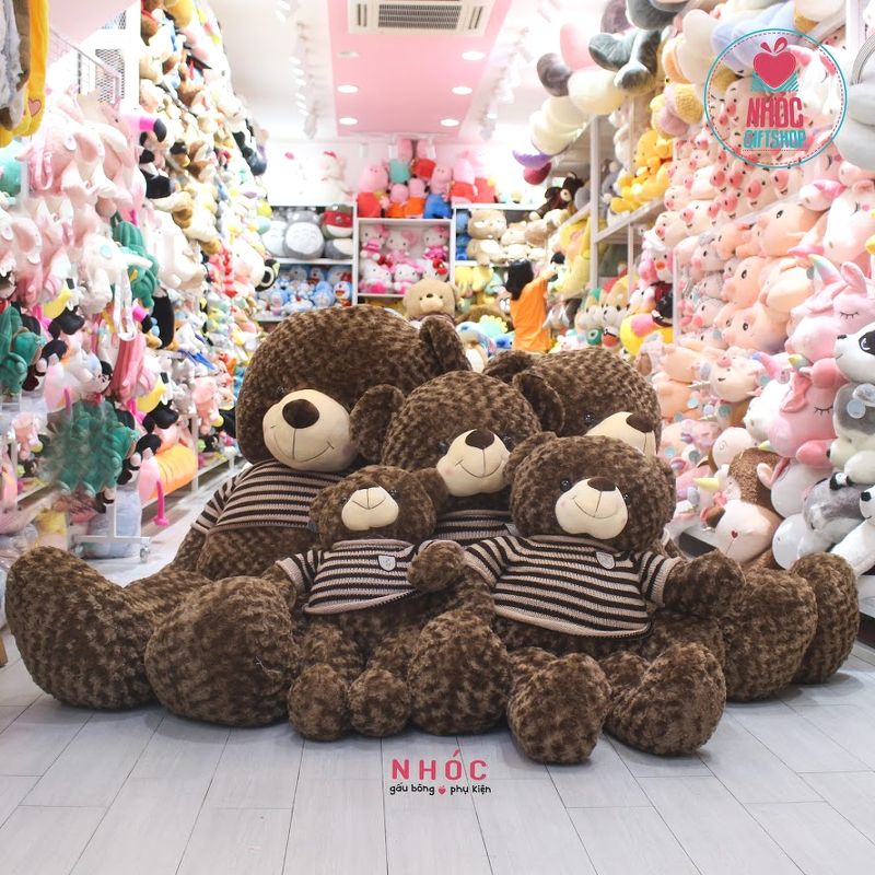 Gấu Teddy áo len sọc