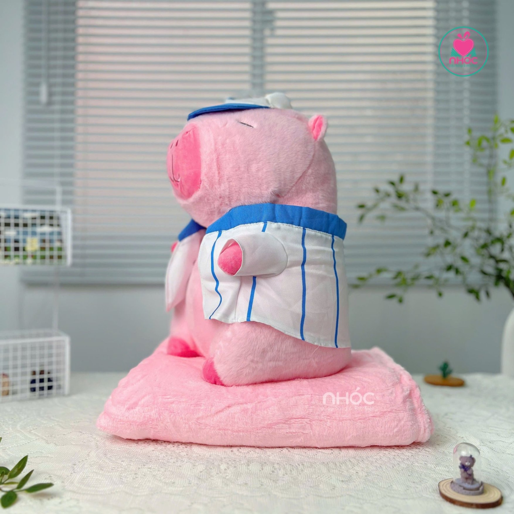 Gối mền Capybara mặc áo bóng chày - Hồng - 40410