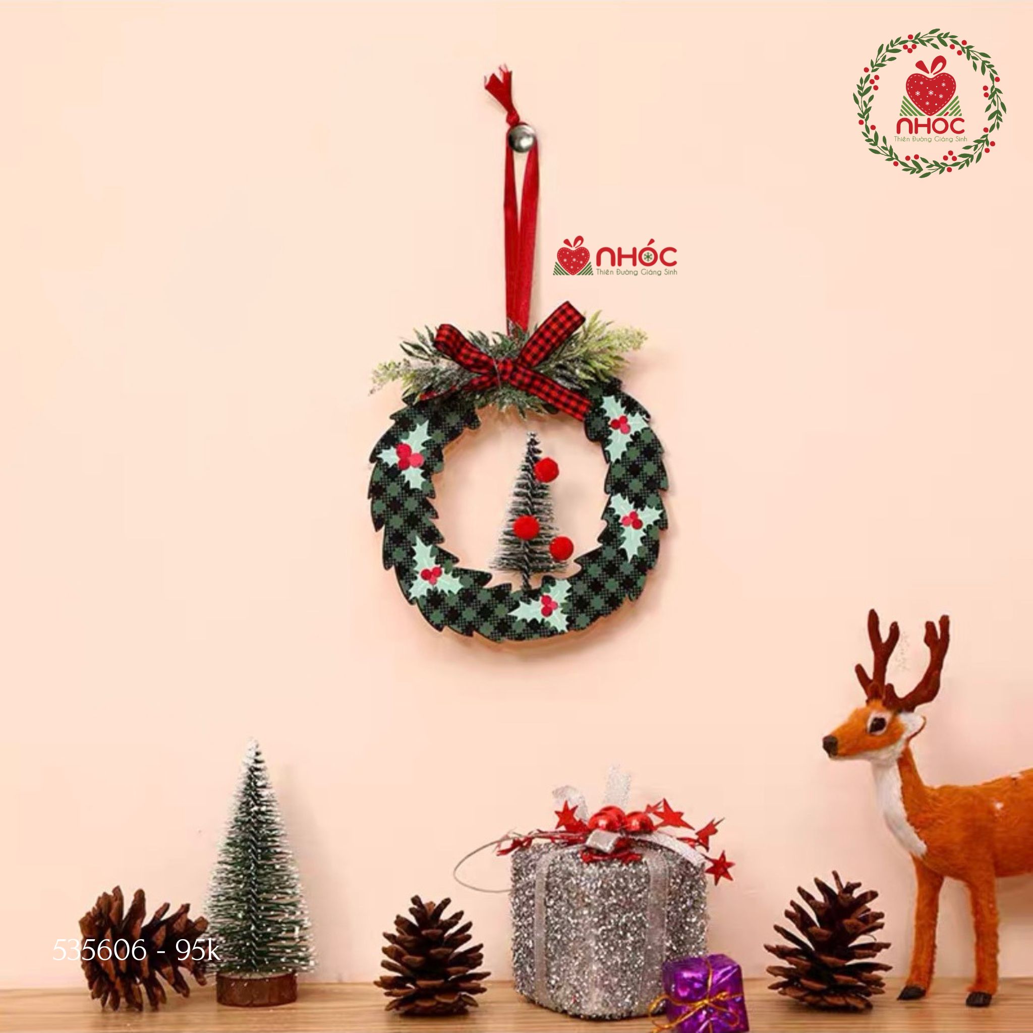 Phụ kiện trang trí Noel gỗ treo nguyệt quế caro - Xanh - 1595