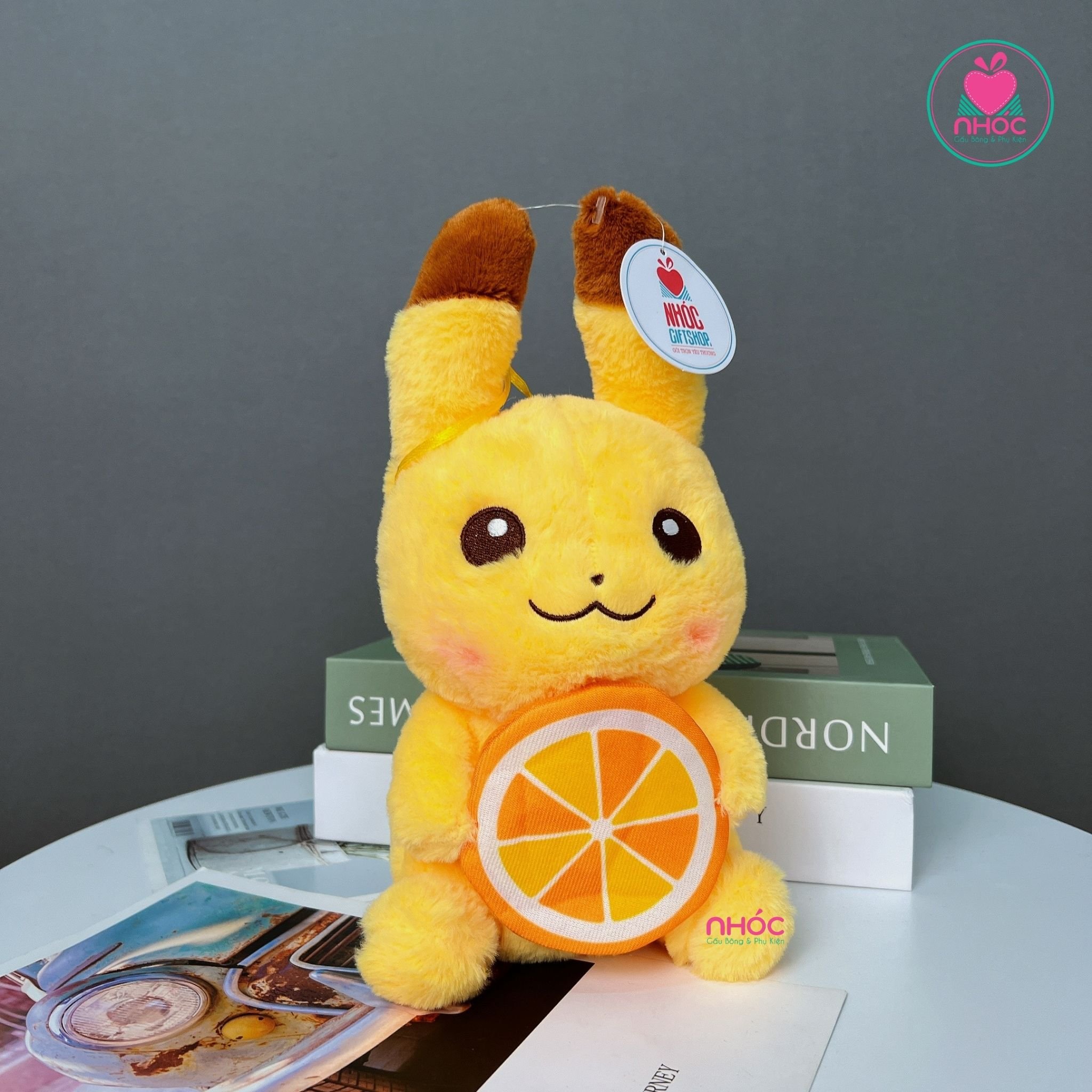 Thú bông Pokemon ôm trái cây lông xù ngồi - Cam - 11001