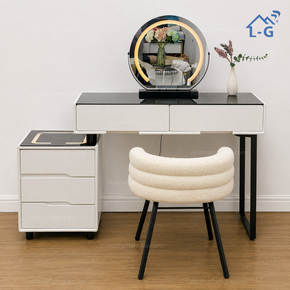 Bàn trang điểm MDF nhập khẩu màu trắng cao cấp, gương LED cảm ứng, tủ tab đa năng, ghế bọc vải boucle hiện đại.