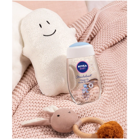 DẦU MÁT XA CHO TRẺ EM NIVEA BABY CARE OIL