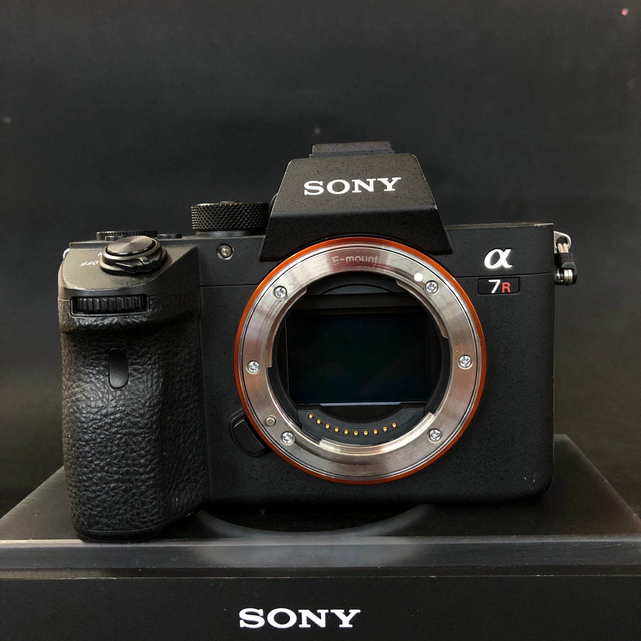 Máy ảnh Sony A7RM3 Cũ