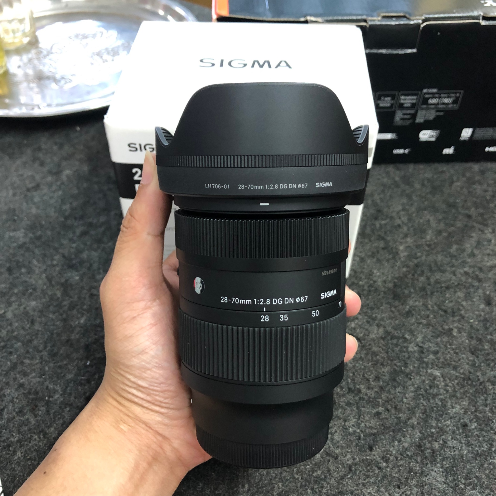 Ống kính Sigma 28-70mm f/2.8 DG DN for Sony - CŨ