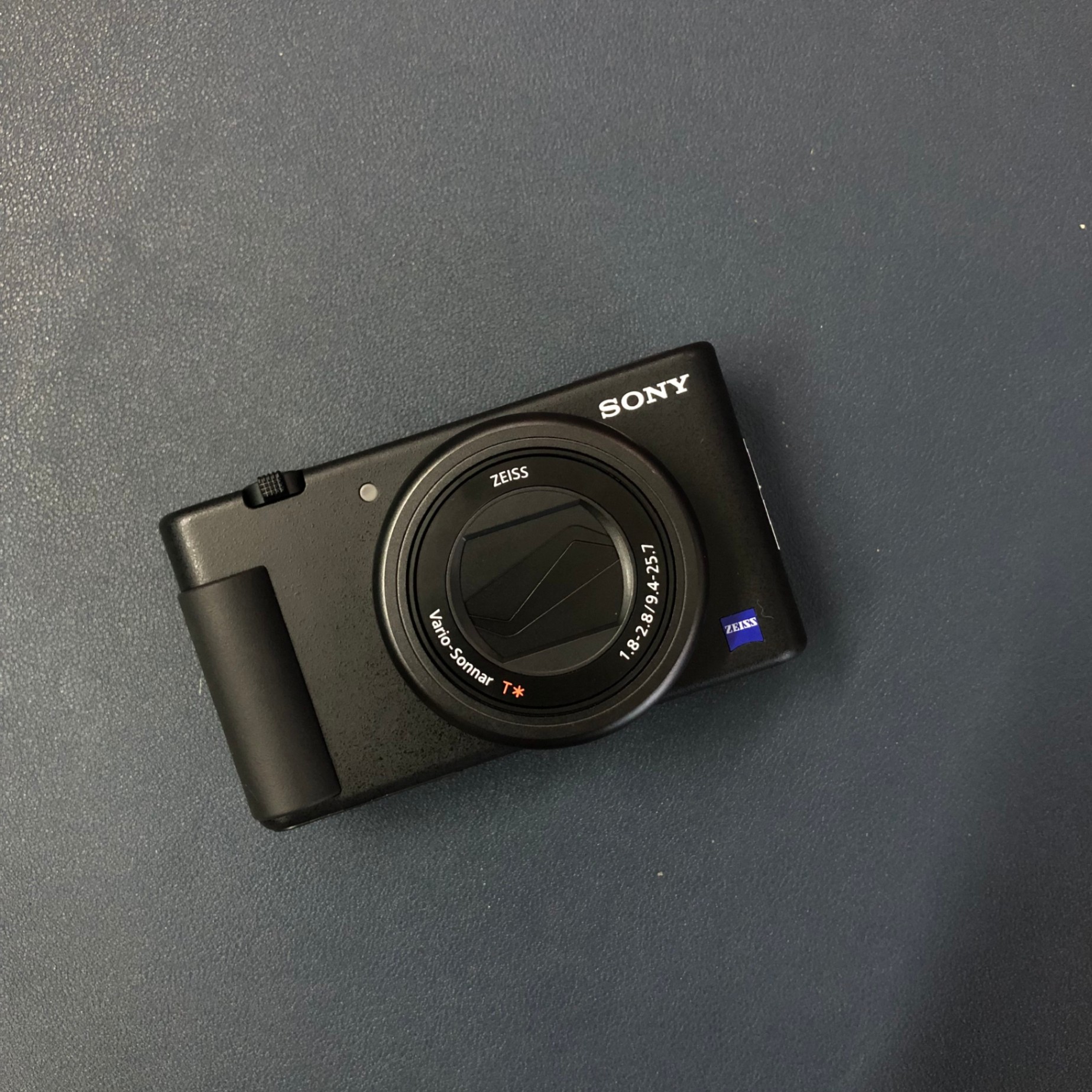 Máy ảnh Sony ZV-1 - Cũ