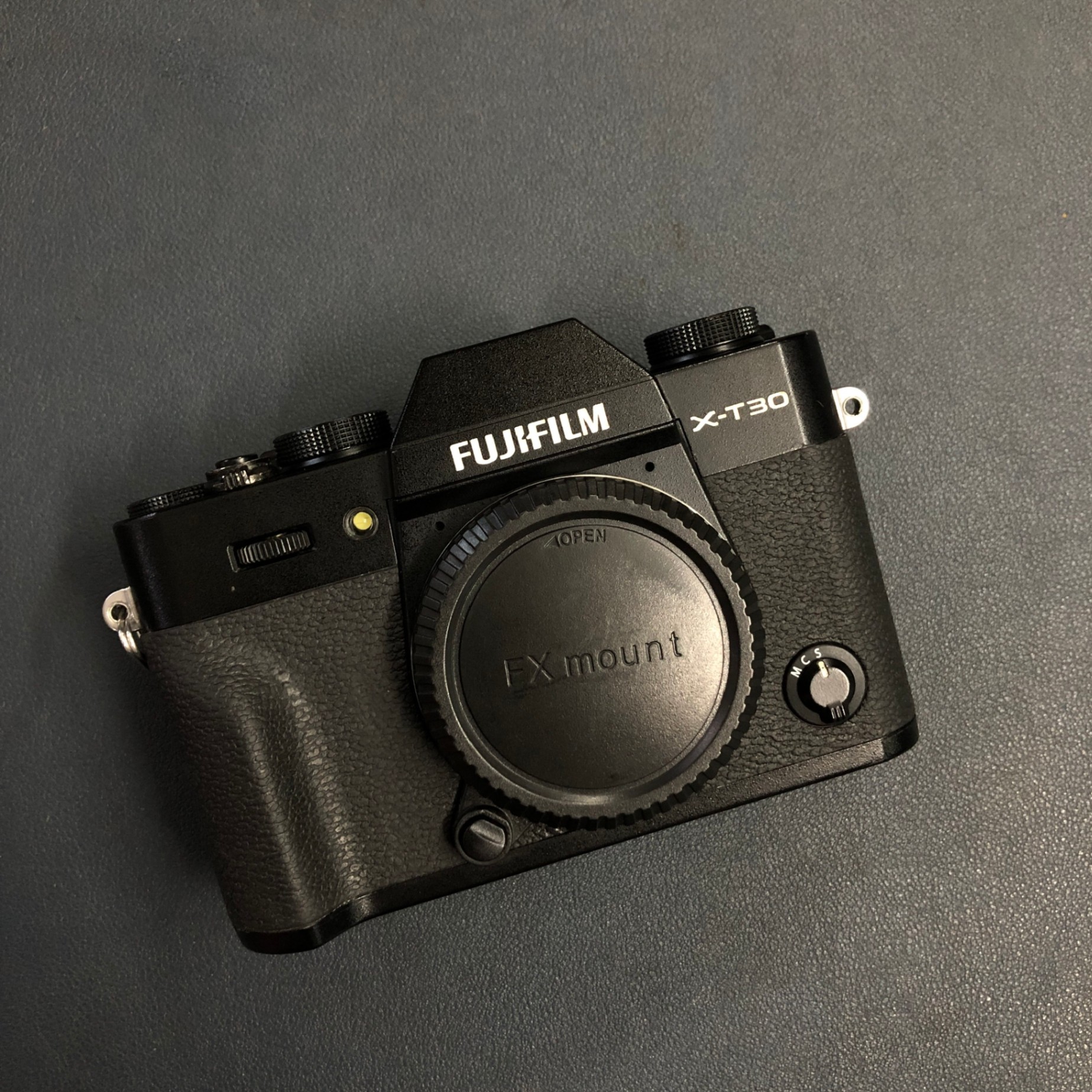 Máy ảnh Fujifilm X-T30 Body (Black) - CŨ