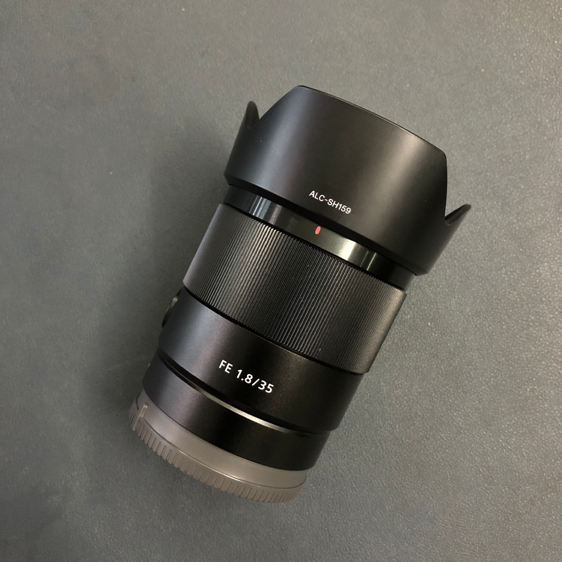 Ống kính Sony FE 35mm f/1.8 - Cũ