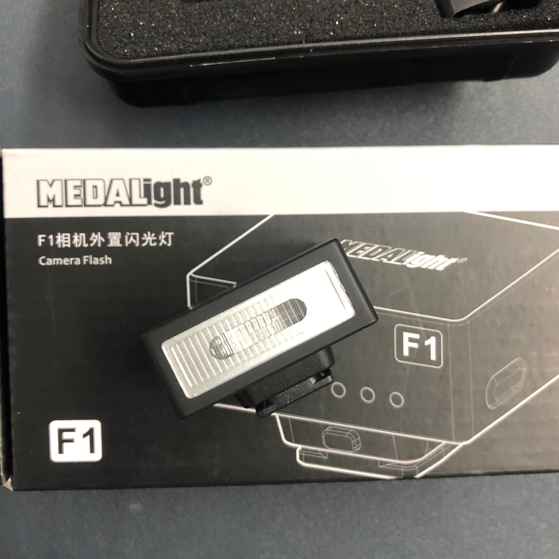 Đèn Flash Mini Medalight F1