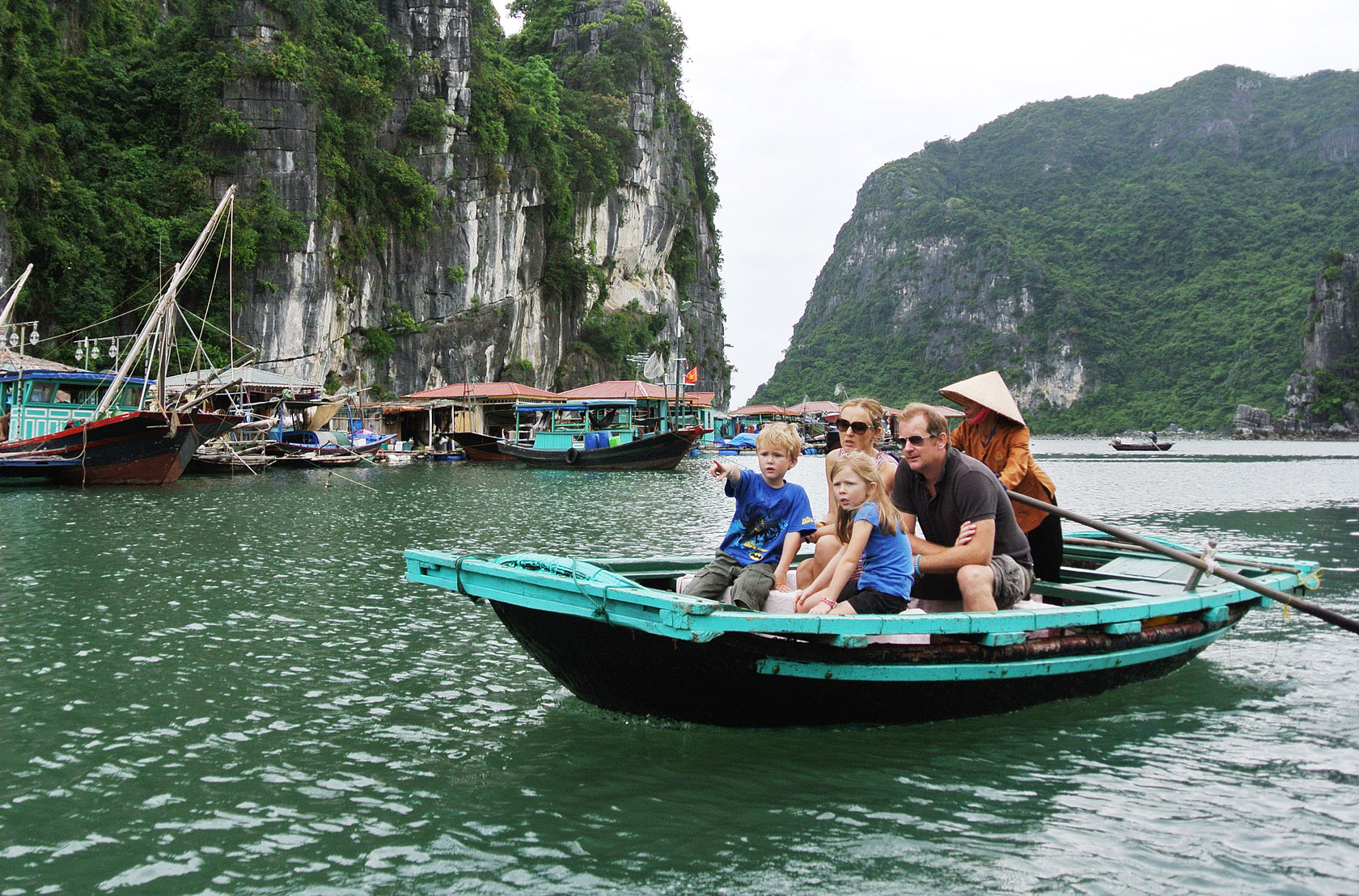 8 Days Northern Vietnam Highlights: Mountains, Caves & Bays