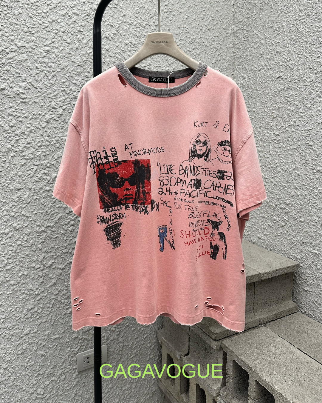 GAGAVOGUE KURT & ENEMY DISTRESSED TEE