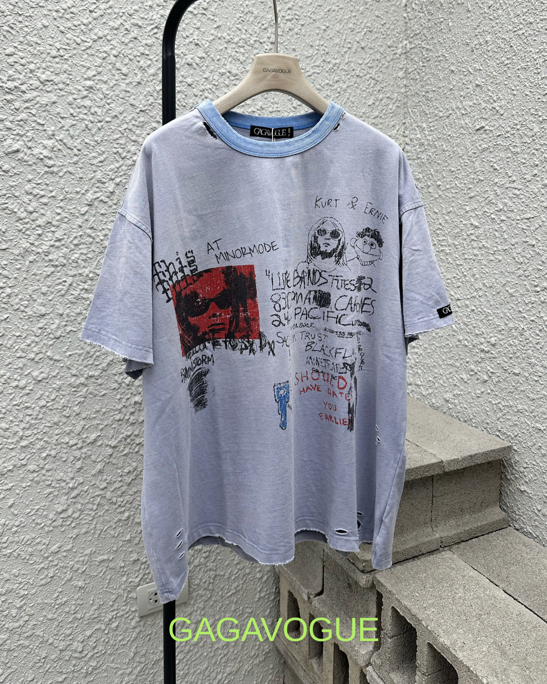 GAGAVOGUE KURT & ENEMY DISTRESSED TEE