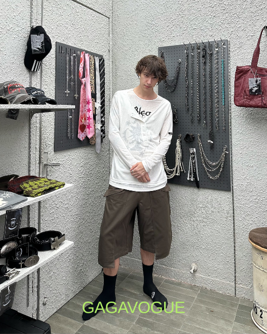 GAGAVOGUE FADED BLOG ASYMMETRIC HENLEY LONG SLEEVE TEE