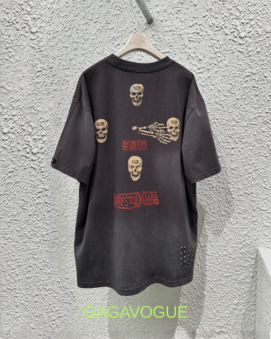 GAGAVOGUE REBEL HAND GRAPHIC OVERSIZED T-SHIRT
