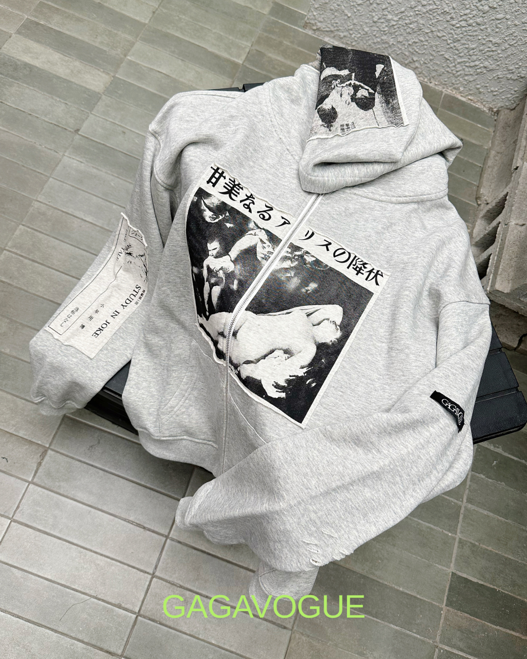 GAGAVOGUE VINTAGE GRAPHIC ZIP HOODIE
