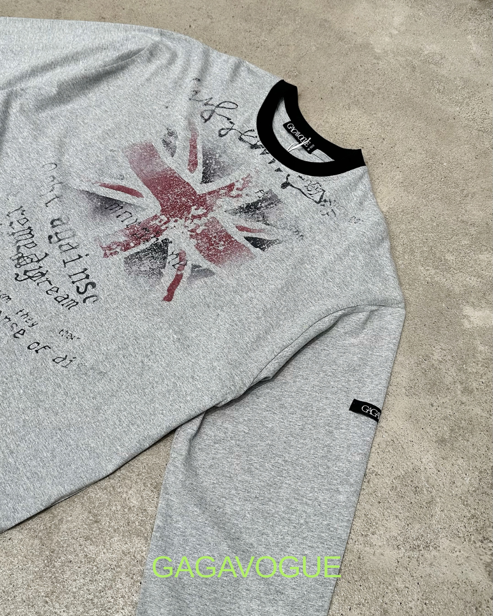 GAGAVOGUE UNION JACK GRAPHIC LONG SLEEVE T-SHIRT