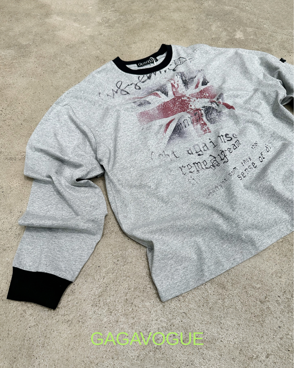 GAGAVOGUE UNION JACK GRAPHIC LONG SLEEVE T-SHIRT