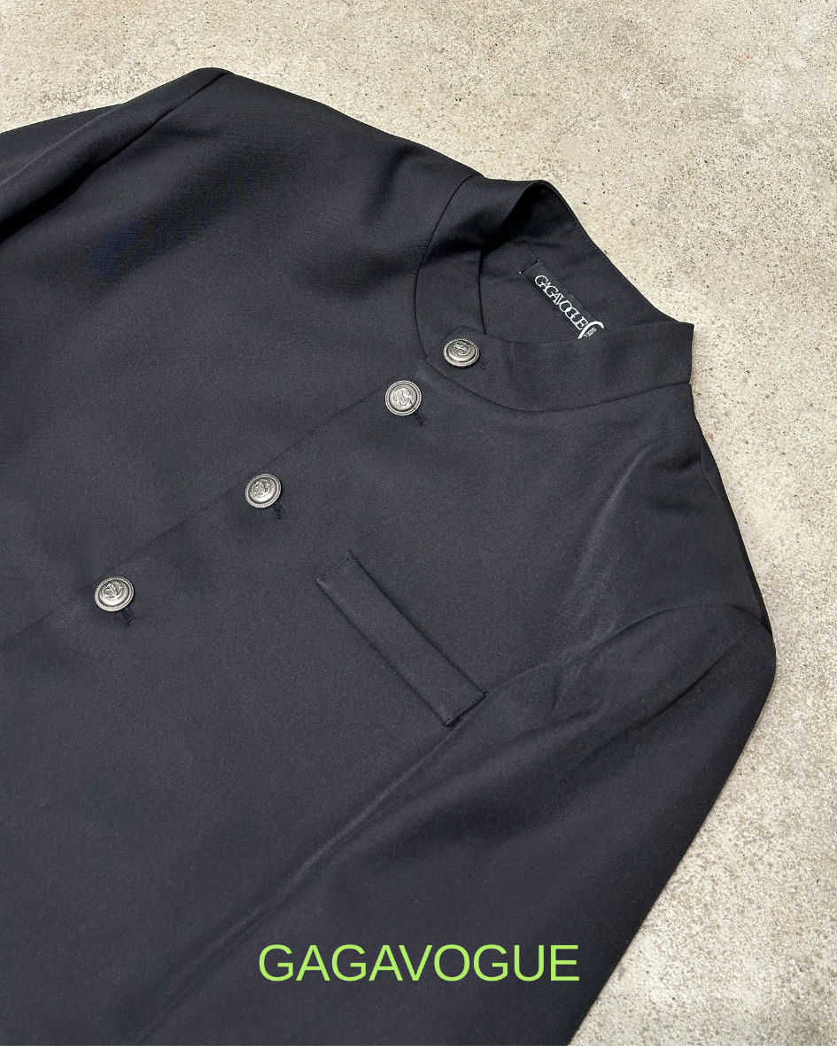 GAGAVOGUE BLACK MANDARIN COLLAR BUTTON-UP TAILORED JACKET