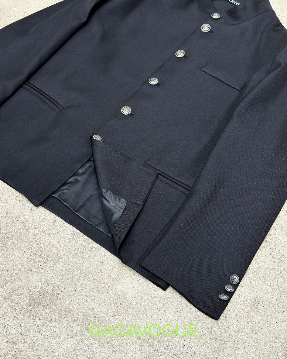 GAGAVOGUE BLACK MANDARIN COLLAR BUTTON-UP TAILORED JACKET