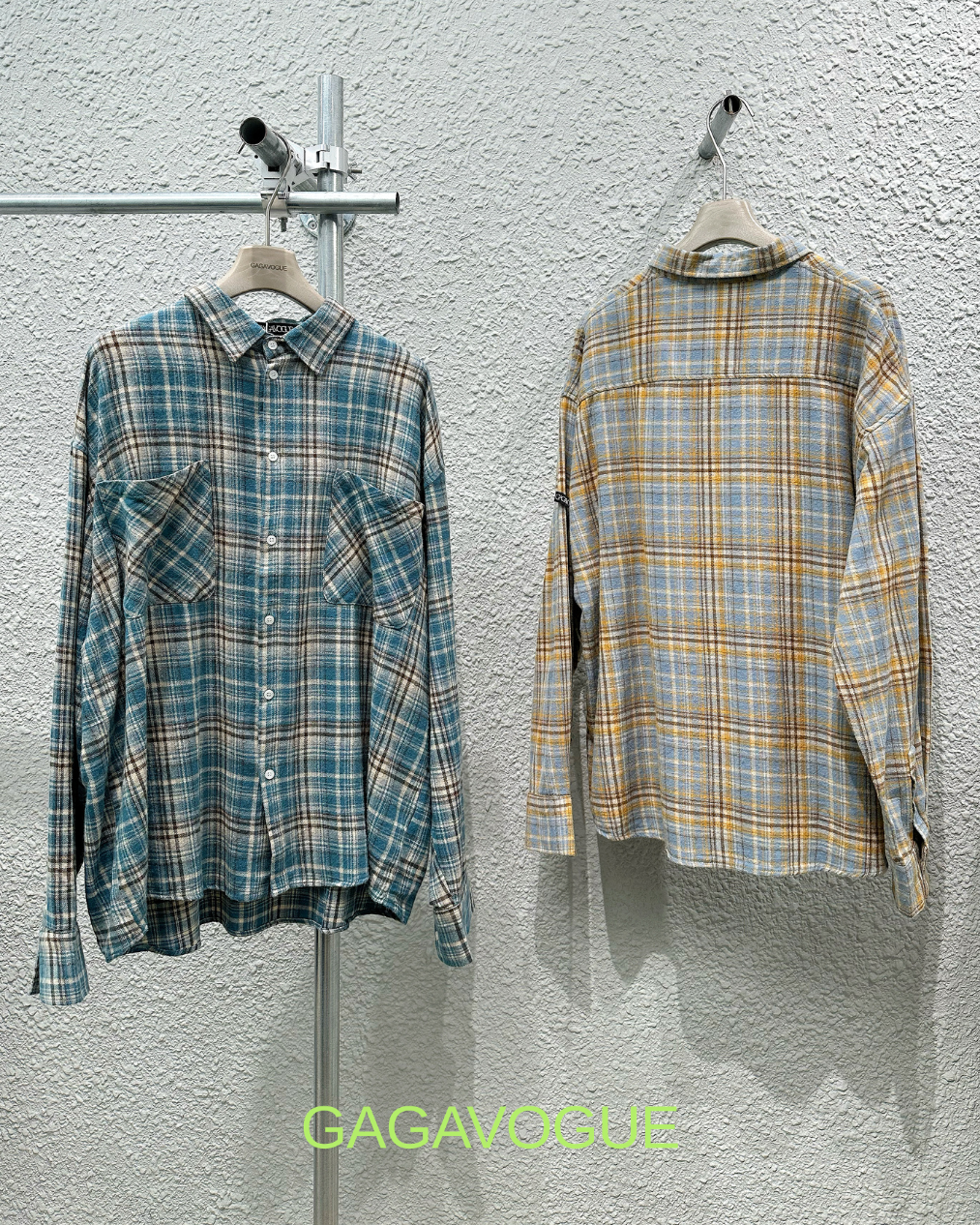 GAGAVOGUE PLAID DOUBLE POCKET OVERSIZED BUTTON-UP SHIRT