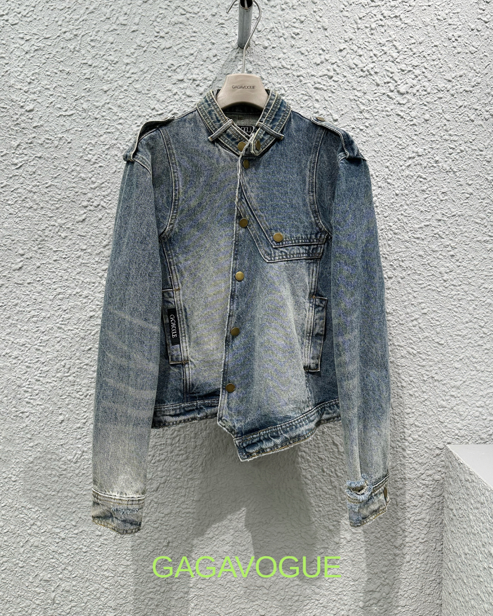 GAGAVOGUE BLUE ASYMMETRIC DENIM BUTTON-UP JACKET