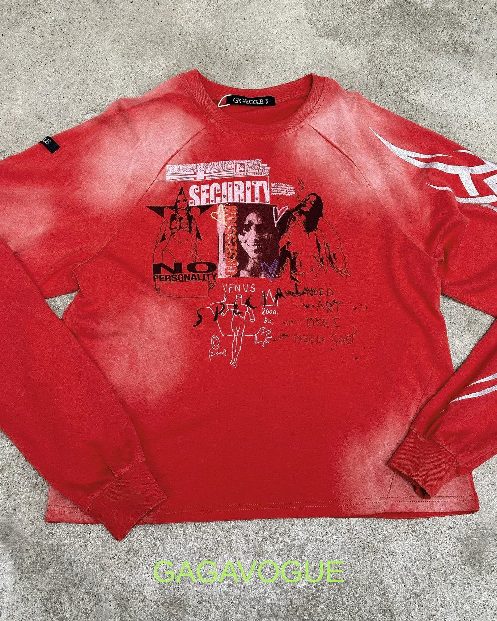 GAGAVOGUE RED VINTAGE ART GRAPHIC RAGLAN LONG SLEEVE T-SHIRT