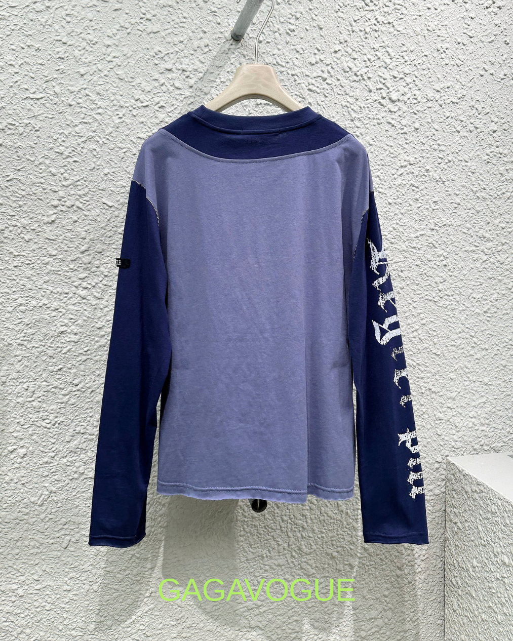 GAGAVOGUE NAVY MEMORY GRAPHIC MESH PANEL LONG SLEEVE T-SHIRT