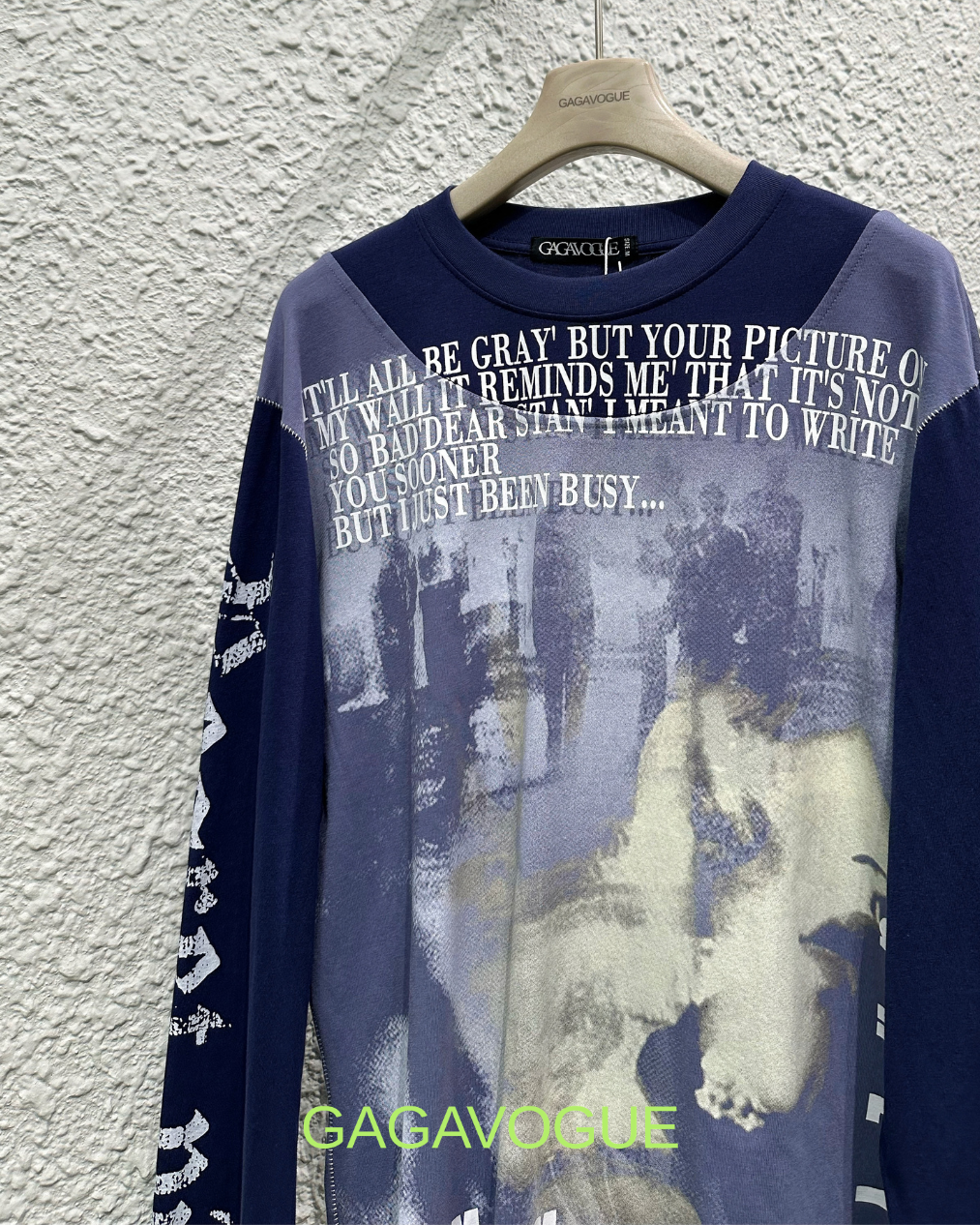 GAGAVOGUE NAVY MEMORY GRAPHIC MESH PANEL LONG SLEEVE T-SHIRT