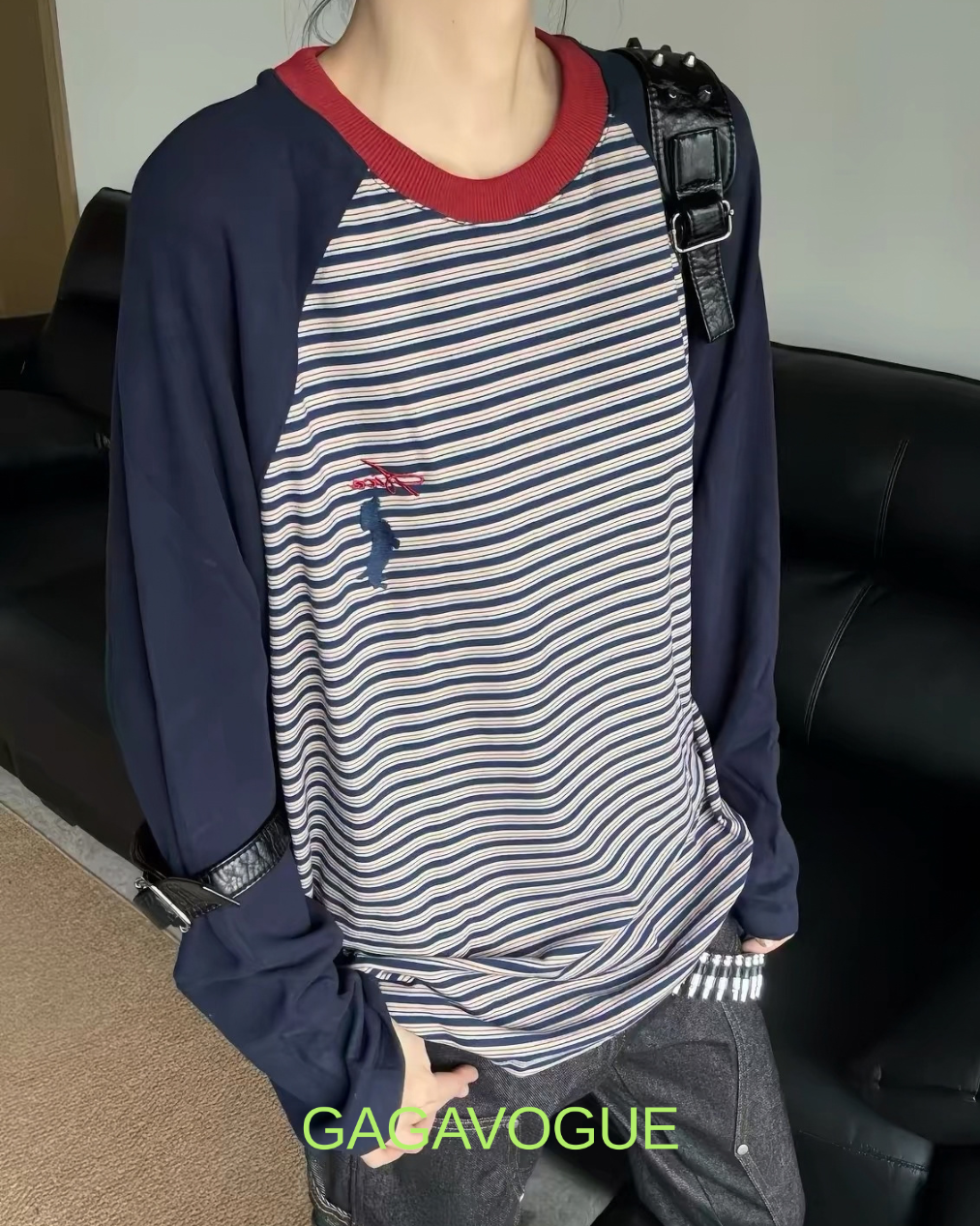 GAGAVOGUE CONTRAST RAGLAN STRIPE LONG SLEEVE T-SHIRT