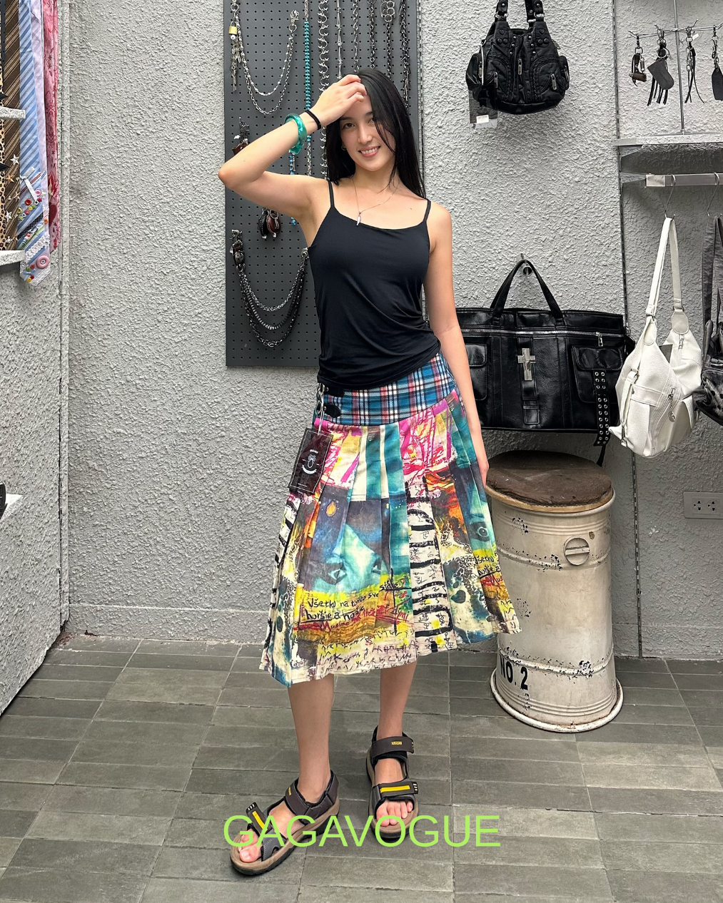 GAGAVOGUE PLAID GRAPHIC PLEATED MIDI SKIRT