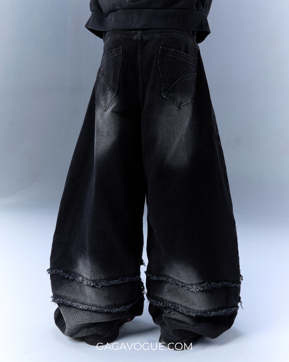 LOOK 15: PRE-FALL 2026