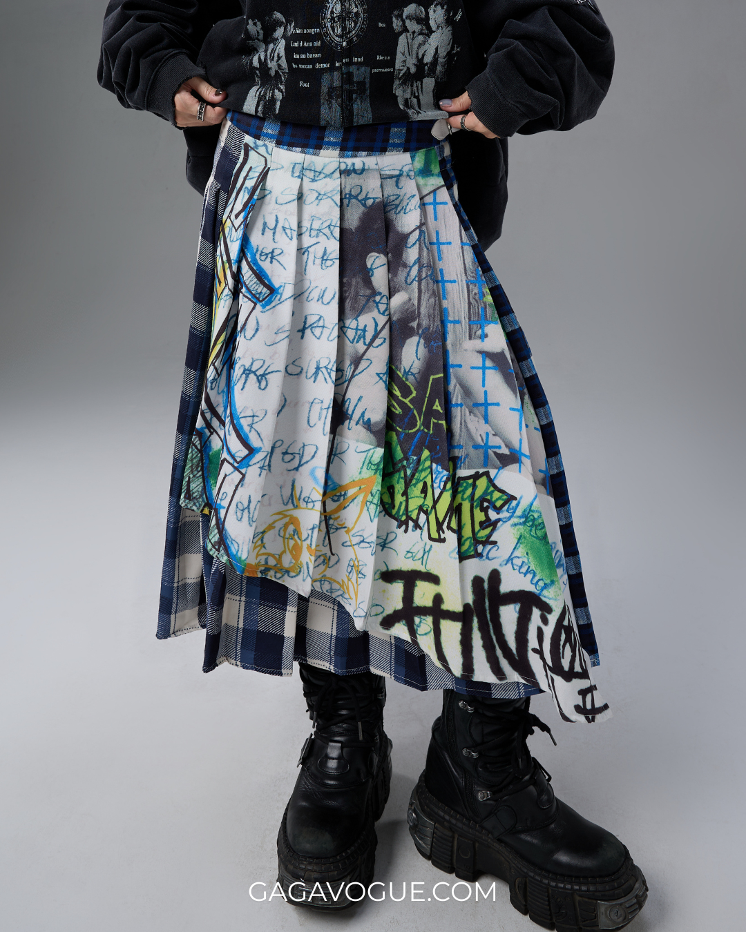LOOK 4: PRE-FALL 2026
