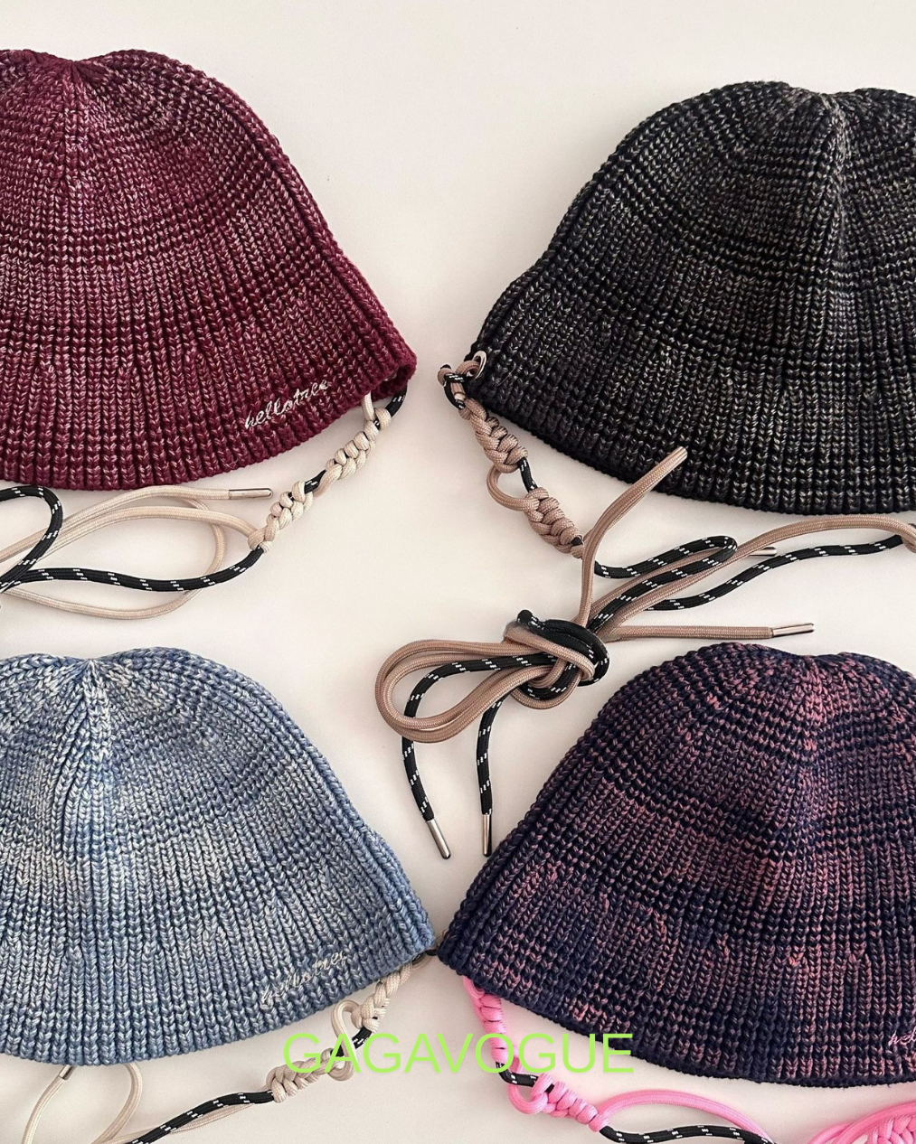 GAGAVOGUE KNIT BUCKET HAT WITH CORD