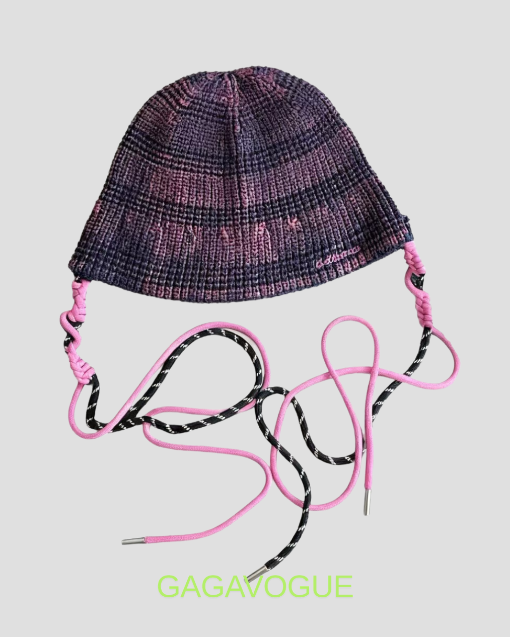 GAGAVOGUE KNIT BUCKET HAT WITH CORD