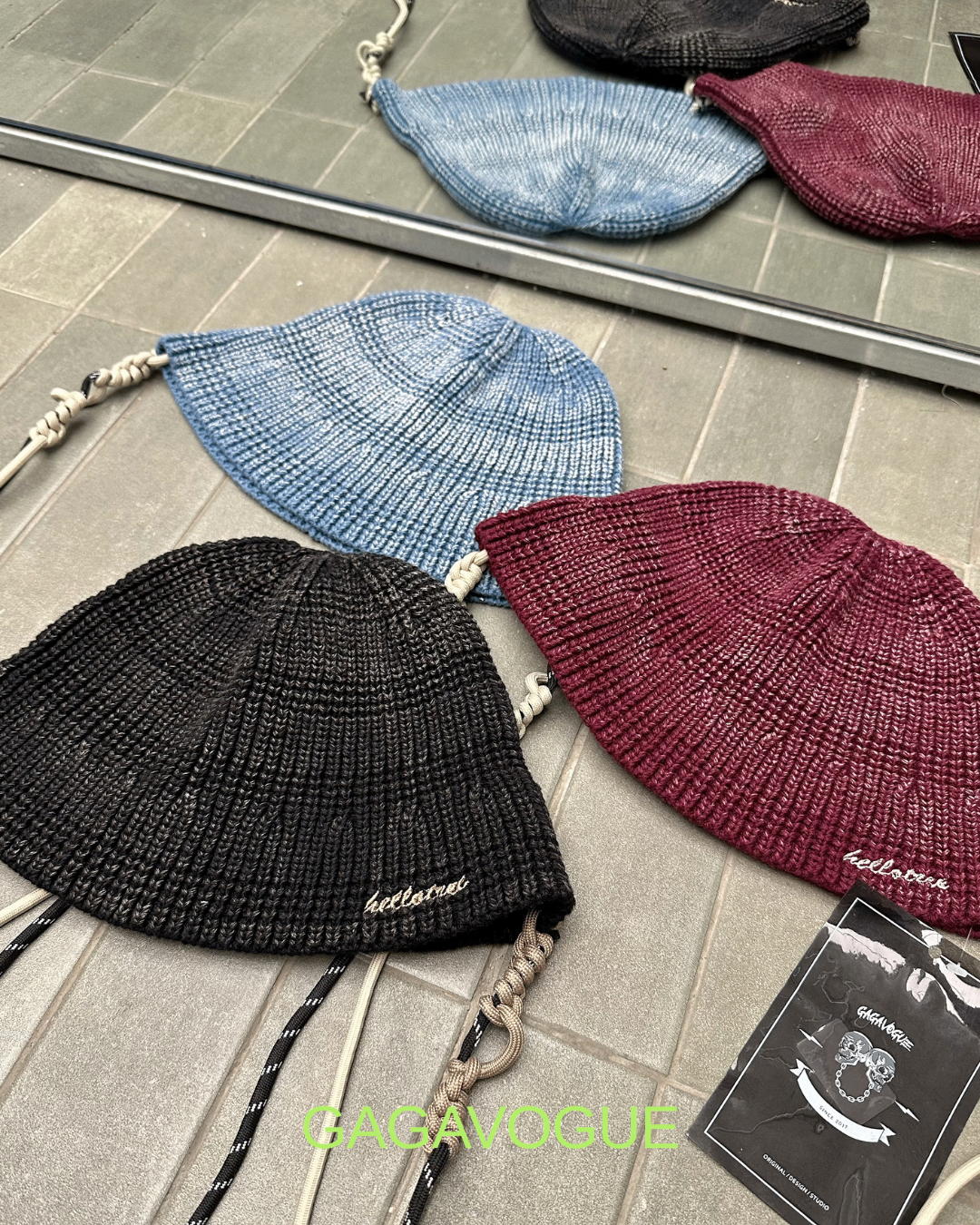 GAGAVOGUE KNIT BUCKET HAT WITH CORD
