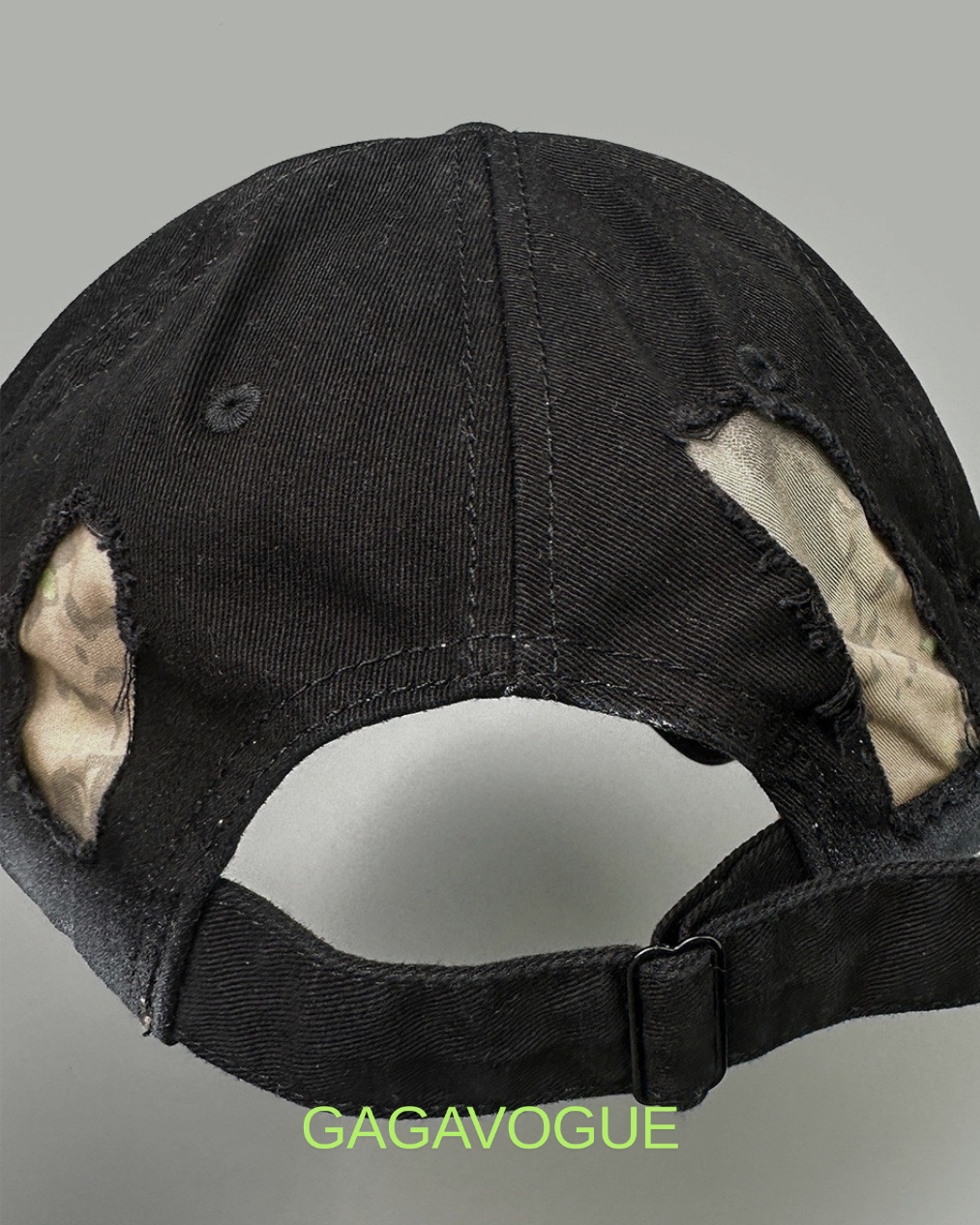 GAGAVOGUE CAMO STAR PATCH DISTRESSED BASEBALL CAP