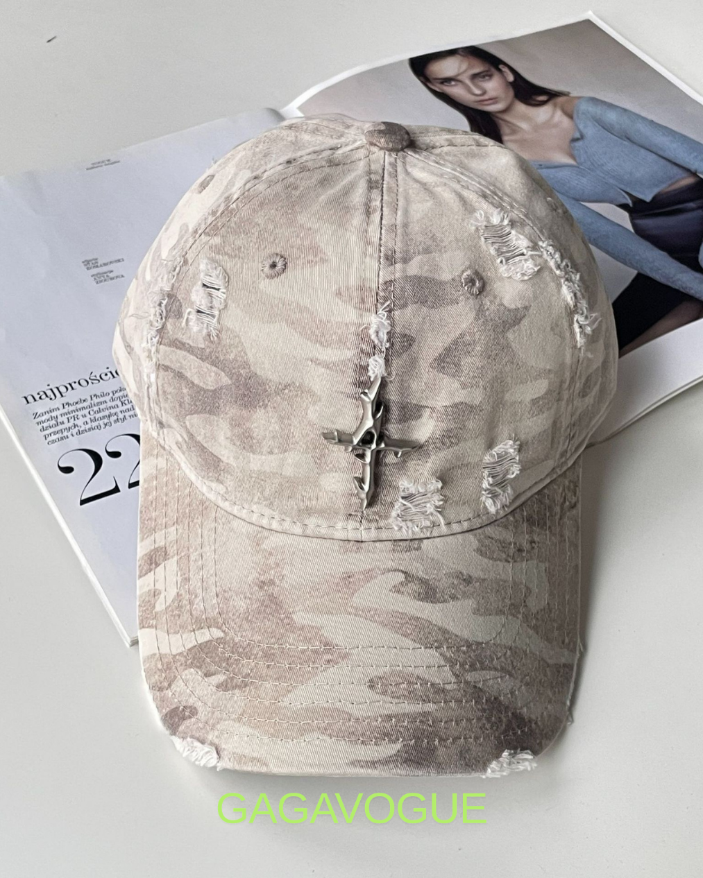GAGAVOGUE CAMO CROSS PENDANT DISTRESSED BASEBALL CAP