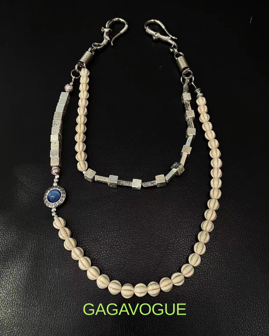 GAGAVOGUE DOUBLE LAYER PEARL STONE CHAIN