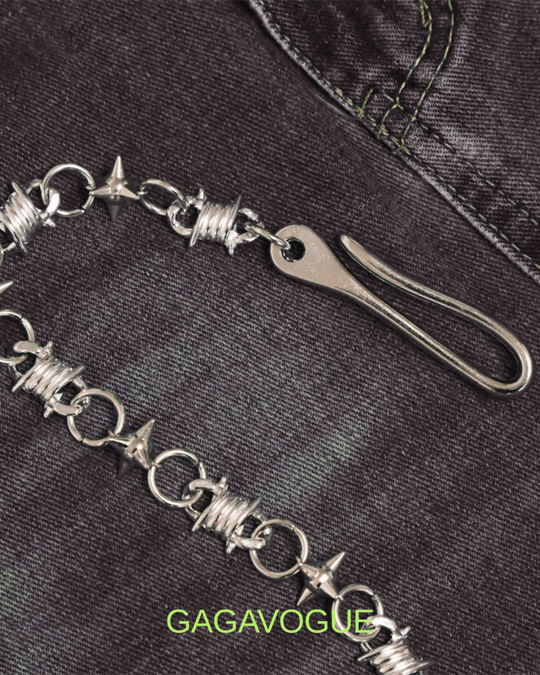 GAGAVOGUE BARBED STAR WALLET CHAIN